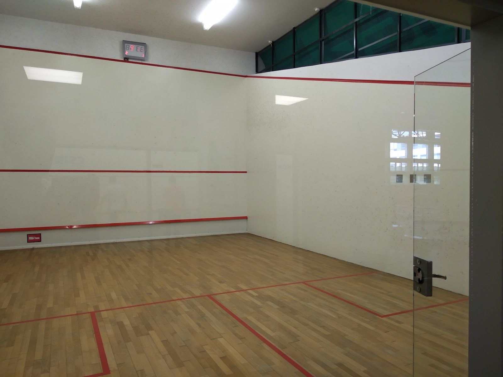 Korty Squash "Czyżyny" na Politechnice Krakowskiej — zdjęcie kortu
