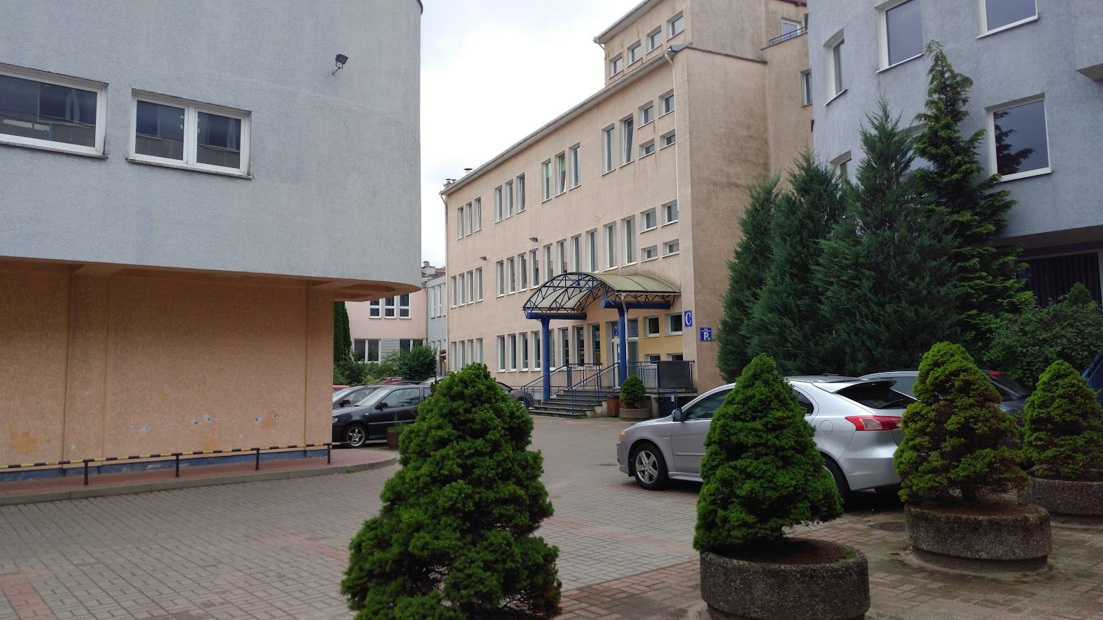 Olsztyńska Szkoła Wyższa Informatyki Squash — zdjęcie kortu