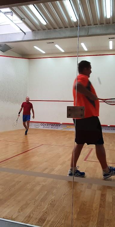 Fitness Studio Maximus Squash Ruda Śląska BUKOWA — kort Squash w Rudzie Śląskiej
