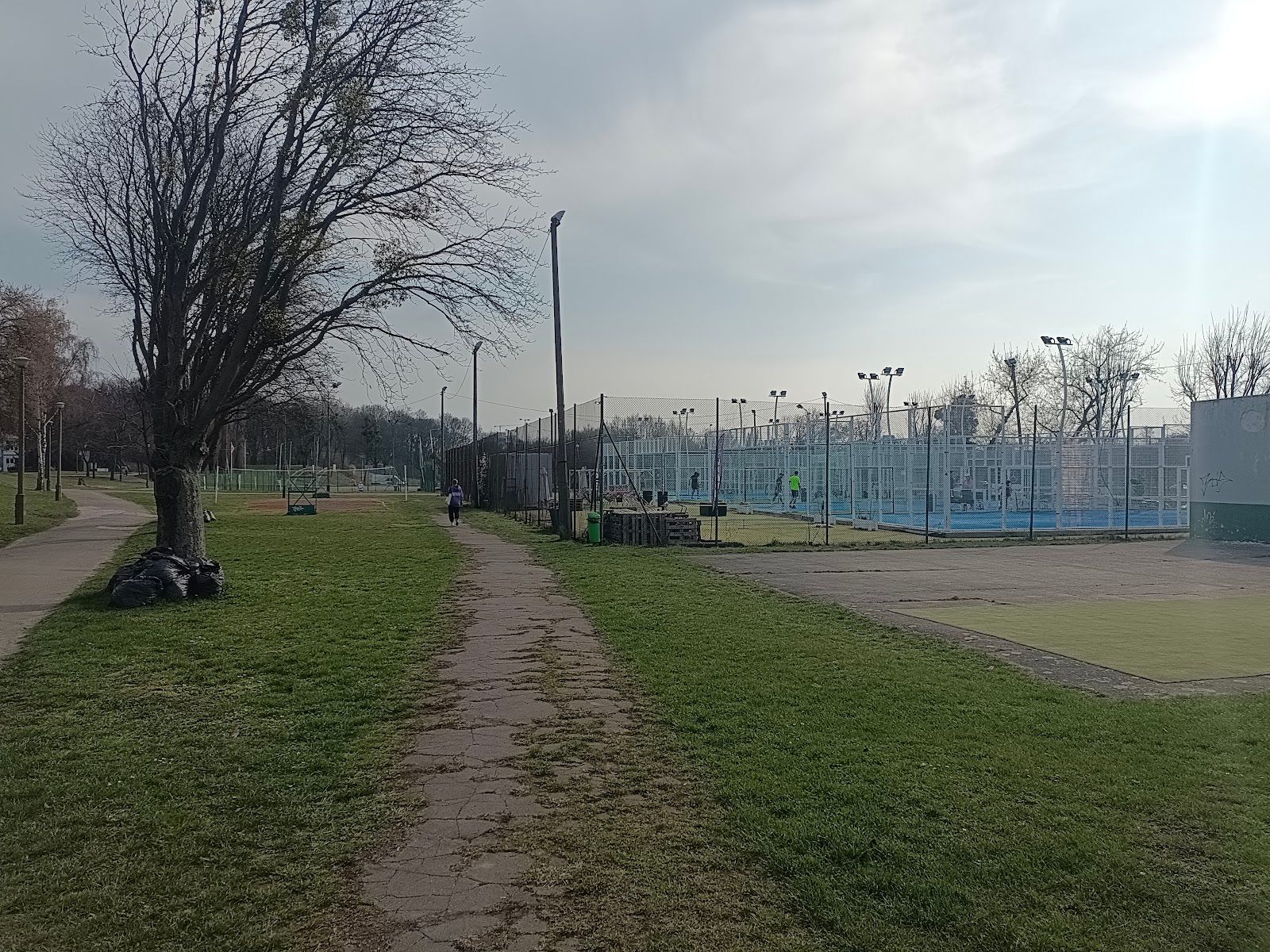 Akademia Padla — zdjęcie kortu