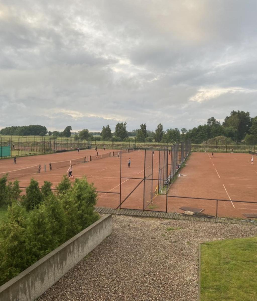 Bydgoska Akademia Tenisowa — kort Tenis w Bydgoszczy