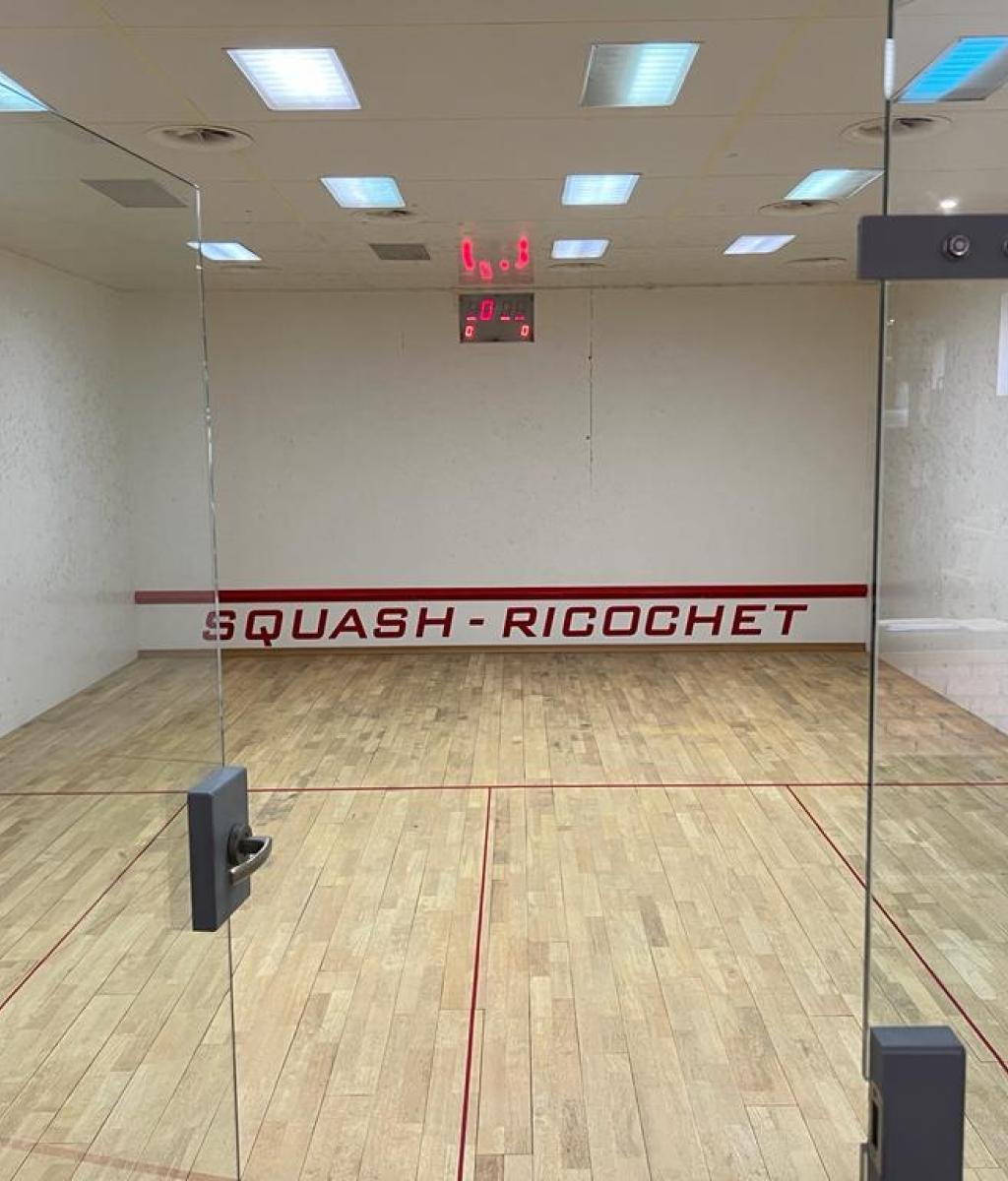 Challenge Tenis & Fitness Club — kort Tenis w Wałbrzychu