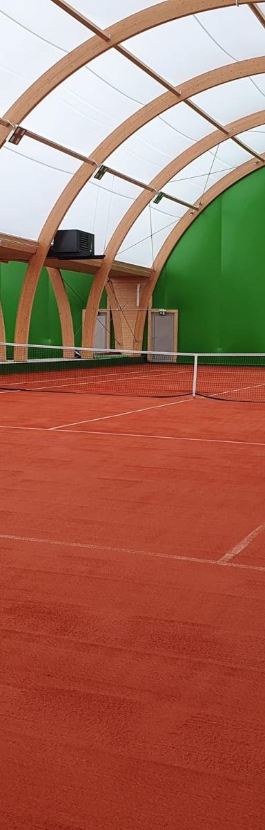 MB TENIS — obiekt sportowy, Gryﬁno