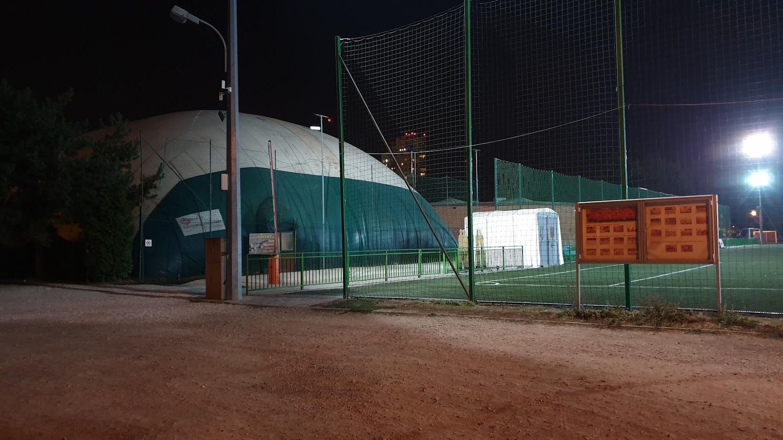 MK Tenis Club — zdjęcie kortu
