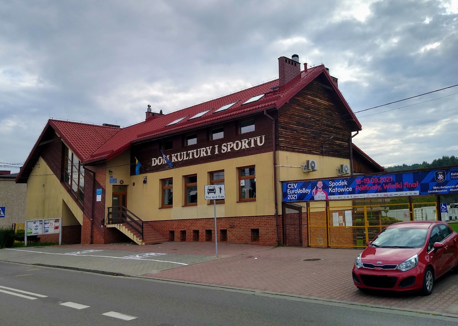 MOSiR Podlesianka — zdjęcie kortu
