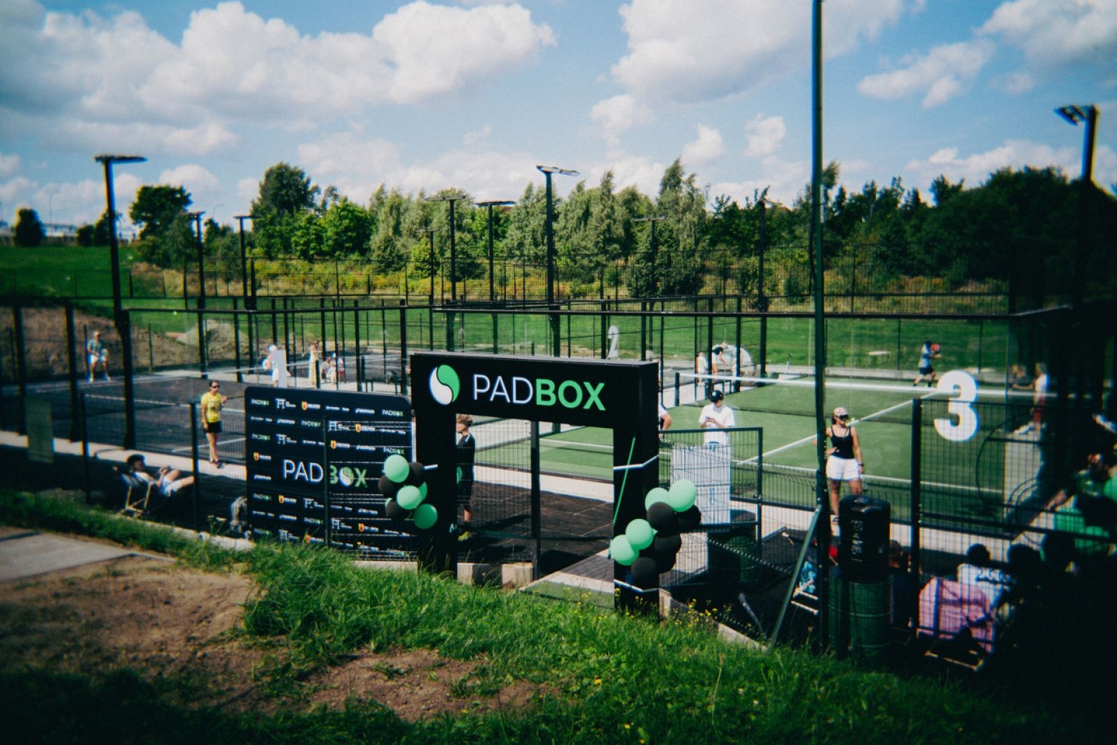 PADBOX KARTUSKA — zdjęcie kortu