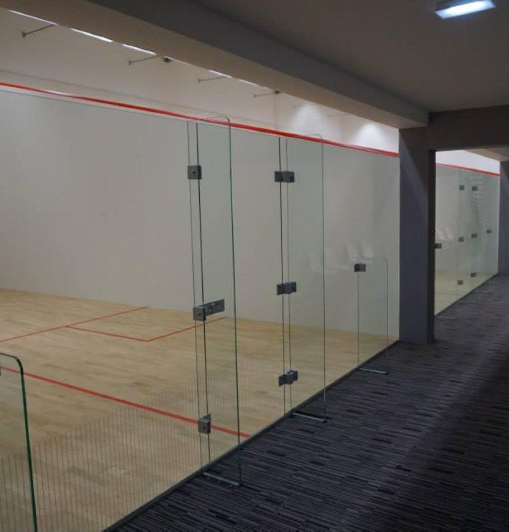 Play Kwadrat — kort Squash w Ładach