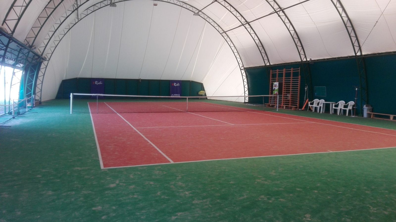 Centrum Tenisowe Richi — zdjęcie kortu