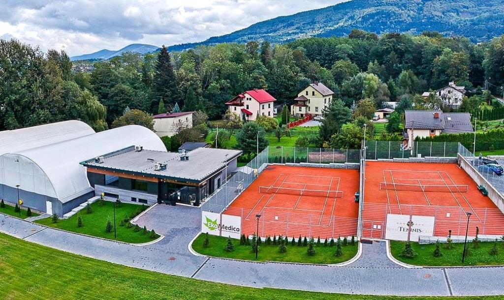 Royal Tennis Club — kort Tenis w Kozach