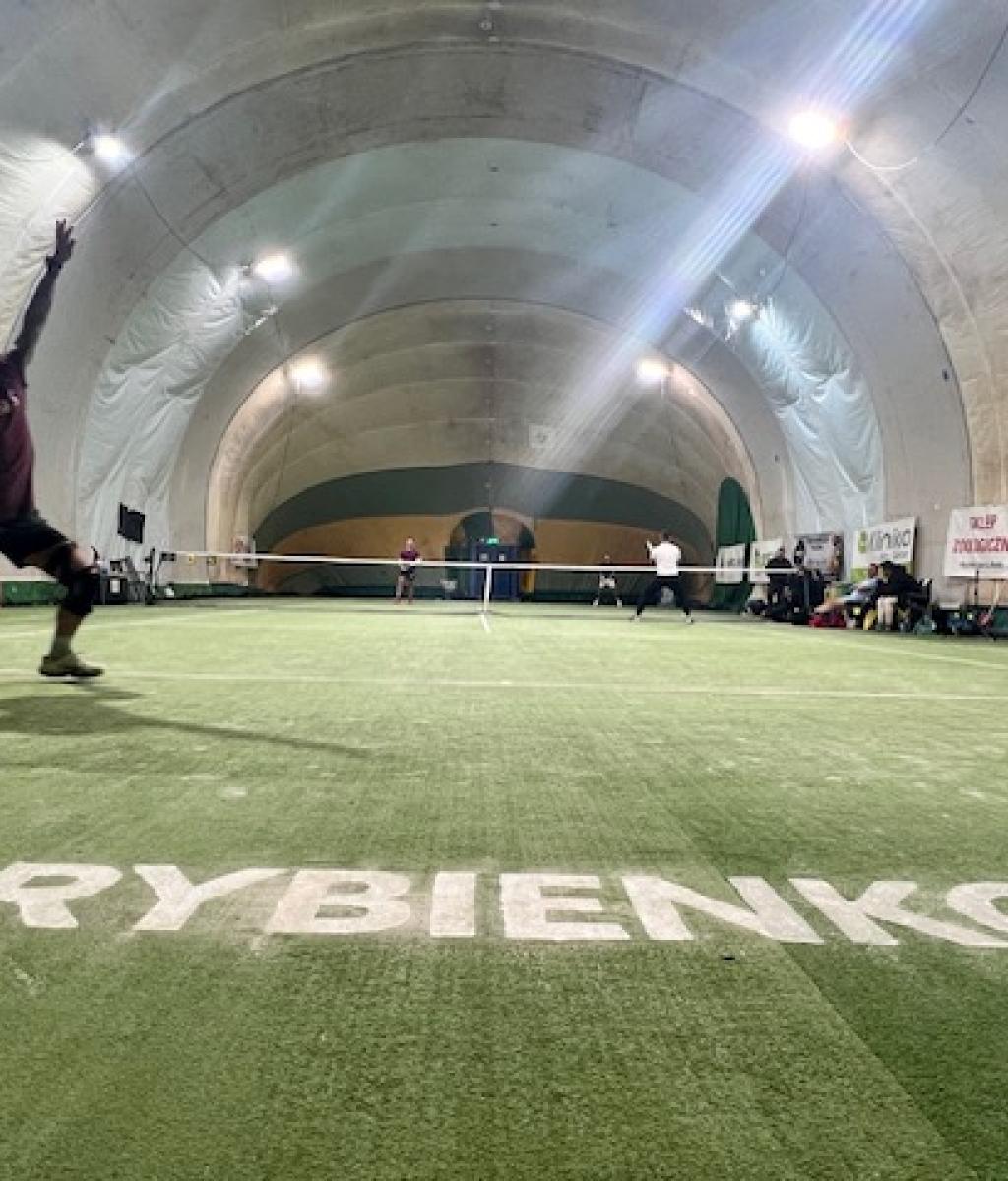 Tenis w Rybienku Leśnym — kort Tenis w Wyszków