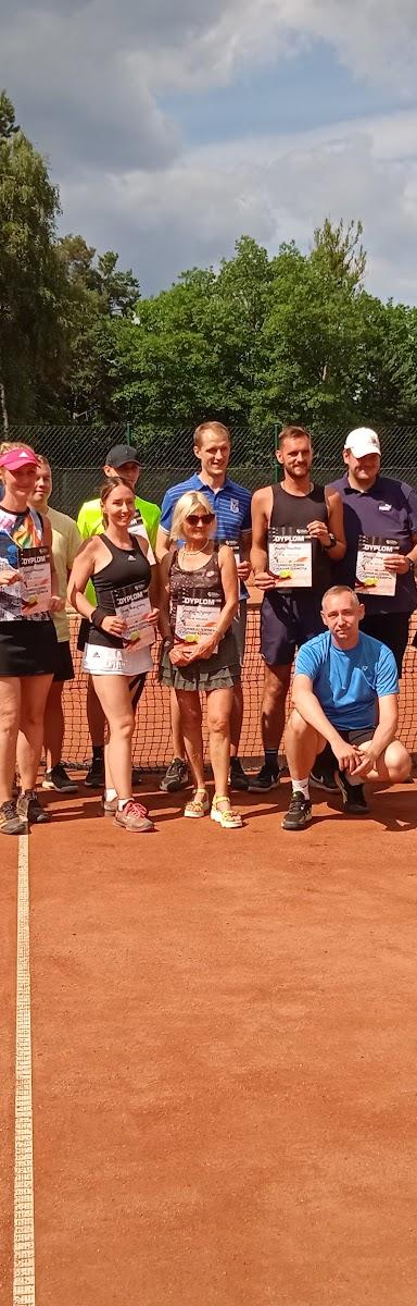 Pioszczychy Park Tenisowy Szamotuły — obiekt sportowy, SZAMOTUŁY