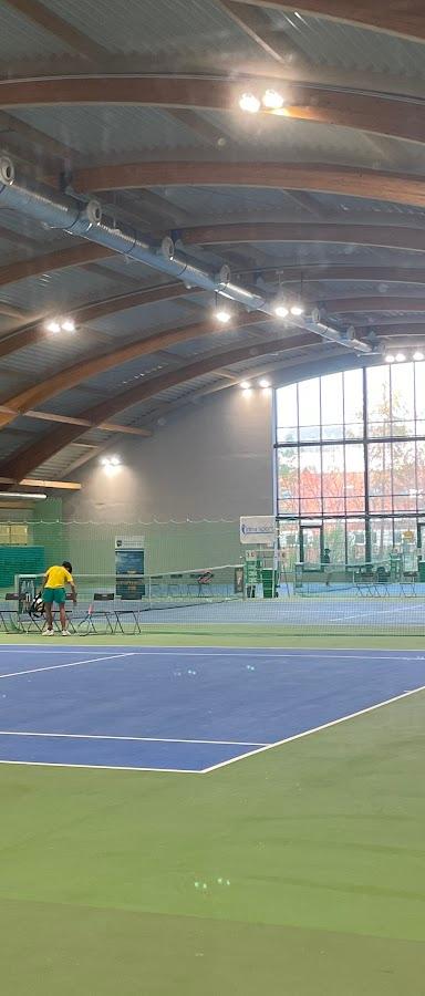 MOSiR Korty Tenisowe Chełmińska — obiekt sportowy, Toruń