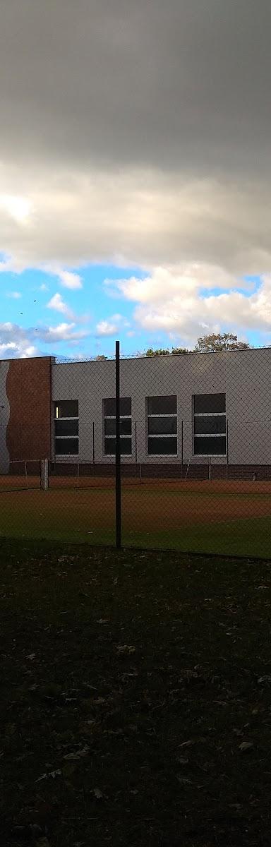 ZCAS korty otwarte — obiekt sportowy, Złotów