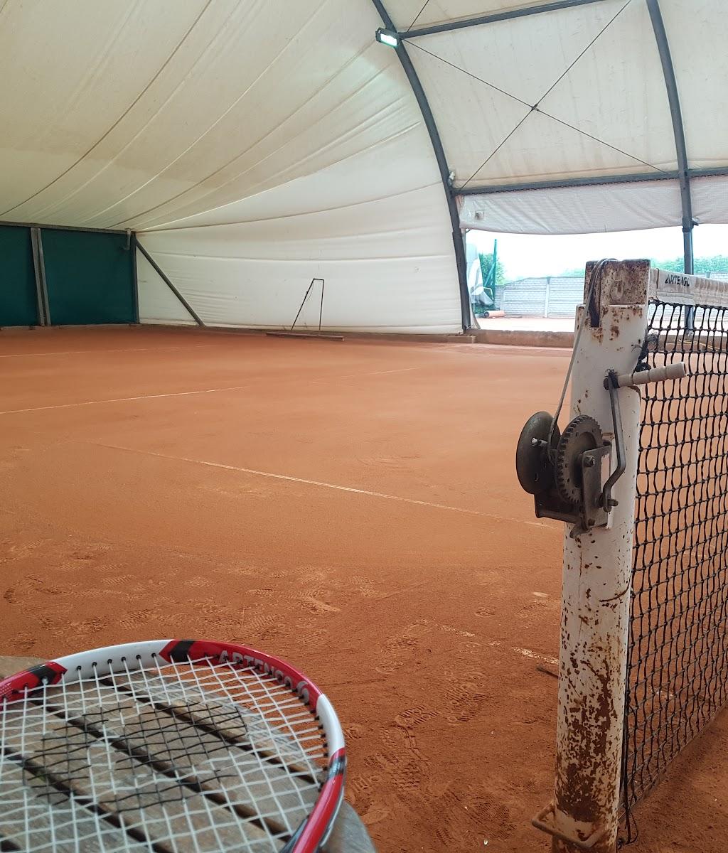 Korty Tenisowe Karo Sport — kort Tenis w Częstochowie
