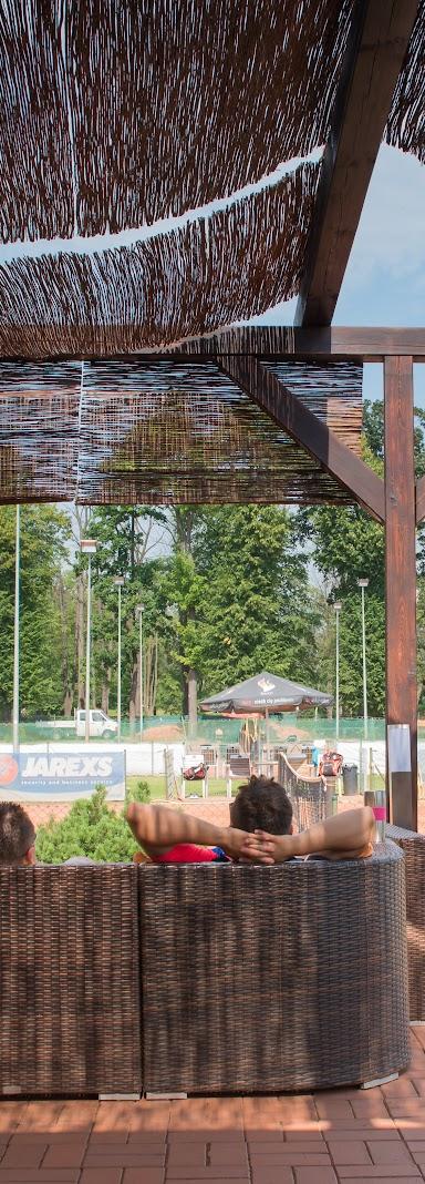 Sinet Klub Korty — obiekt sportowy, Legnica