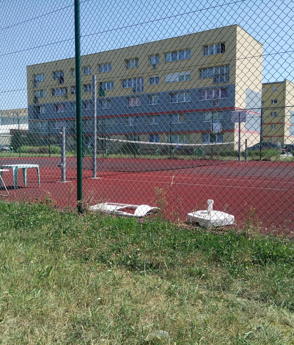 Korty Tenisowe — kort Tenis w Jelcz-Laskowice