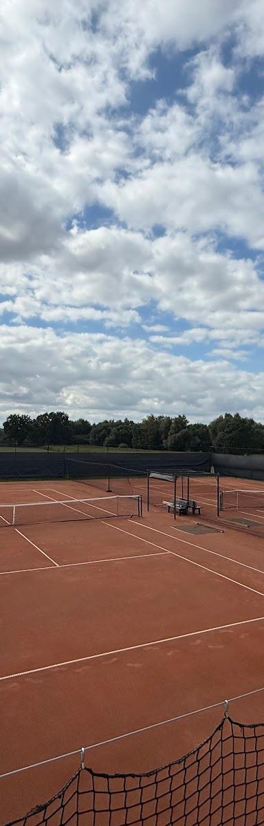 Korty Tenisowe Pełcznica — kort Tenis w Kątach Wrocławskich