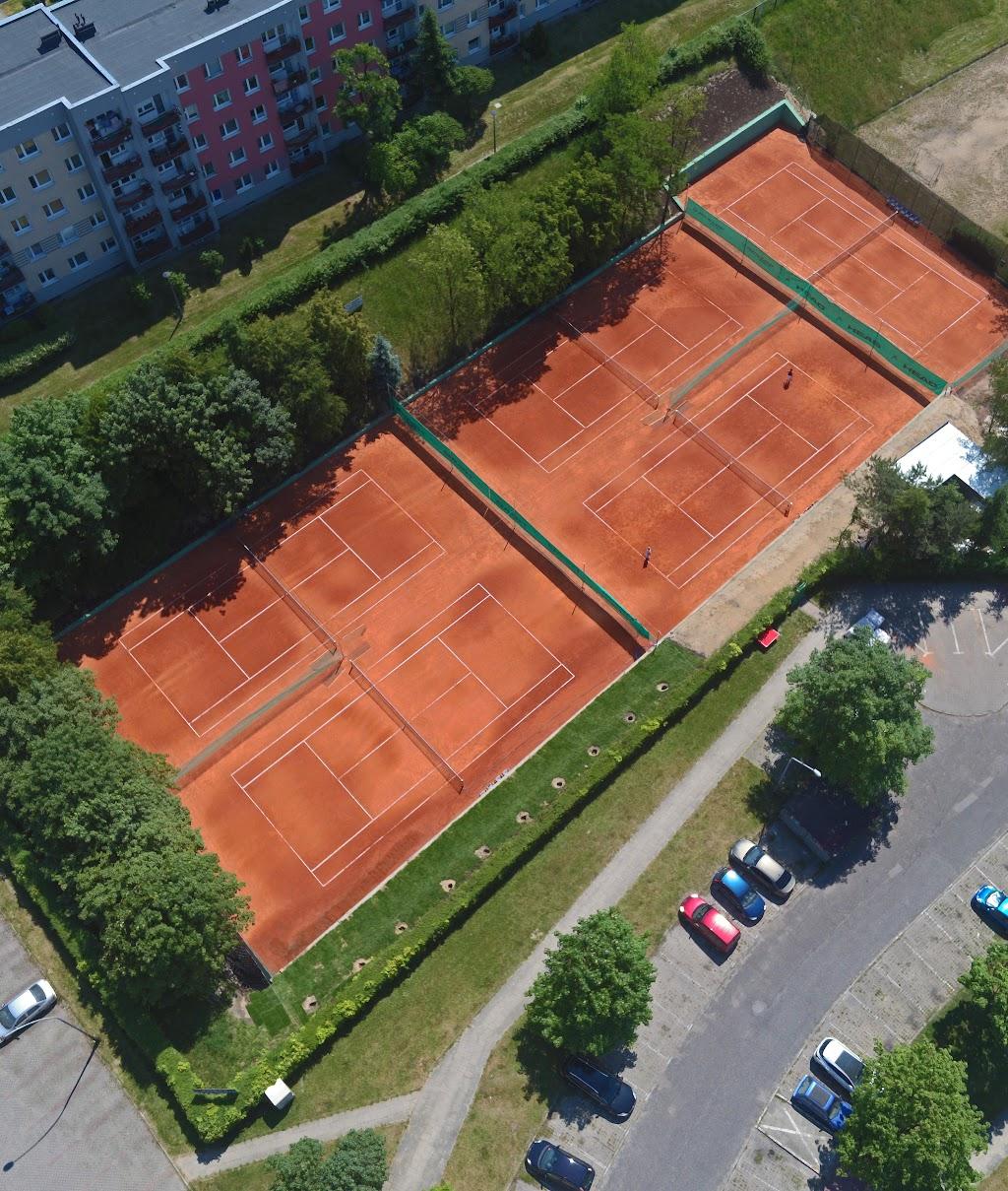 Antuka Tenis Klub — kort Tenis w Częstochowie